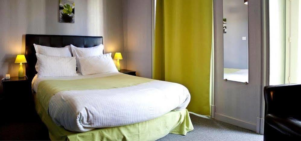 Logis Hotel Restaurant De La Poste Pontgibaud Ngoại thất bức ảnh